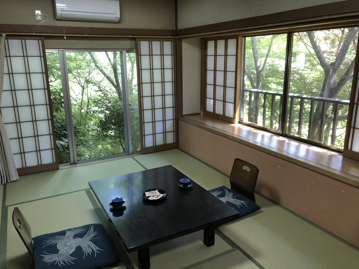 Takasaki Kannonyama Onsen Kinzanso Hotel Екстериор снимка