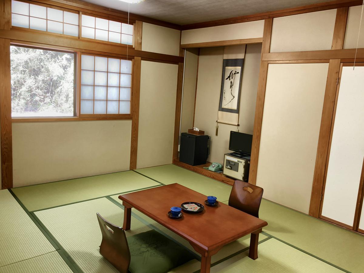 Takasaki Kannonyama Onsen Kinzanso Hotel Екстериор снимка
